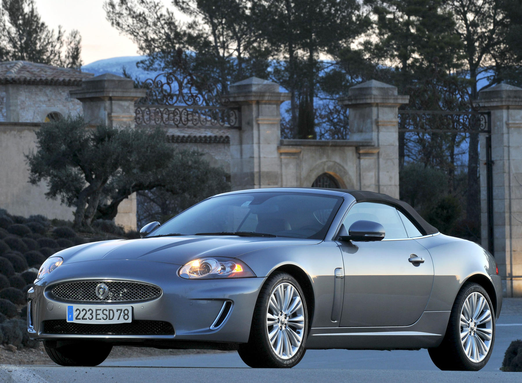 Ягуар кабриолет Jaguar xk8